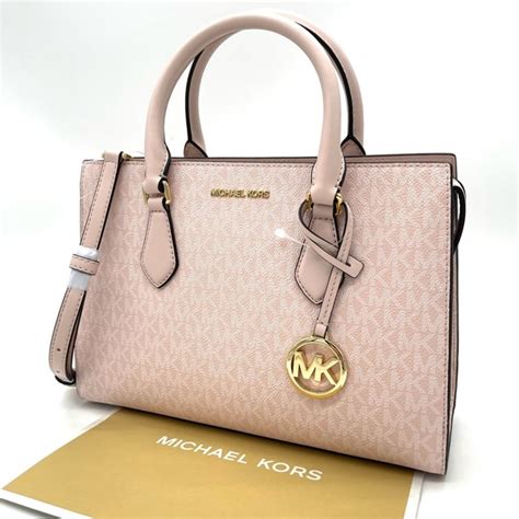 Michael Kors sheila bag